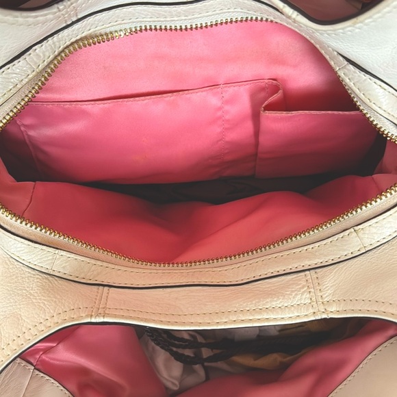 Coach Ivory Leather Shoulder Bag - Picture 3 of 5